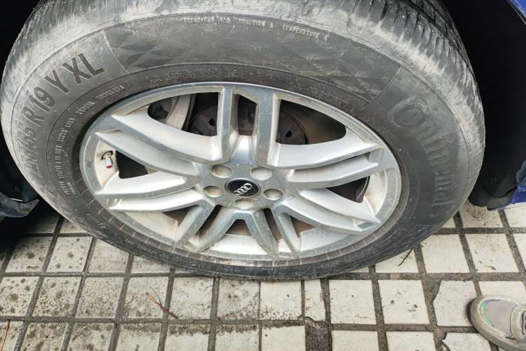 Used Audi Q7 2016 40 TFSI S line Sport Edition Right Front Wheel Hub