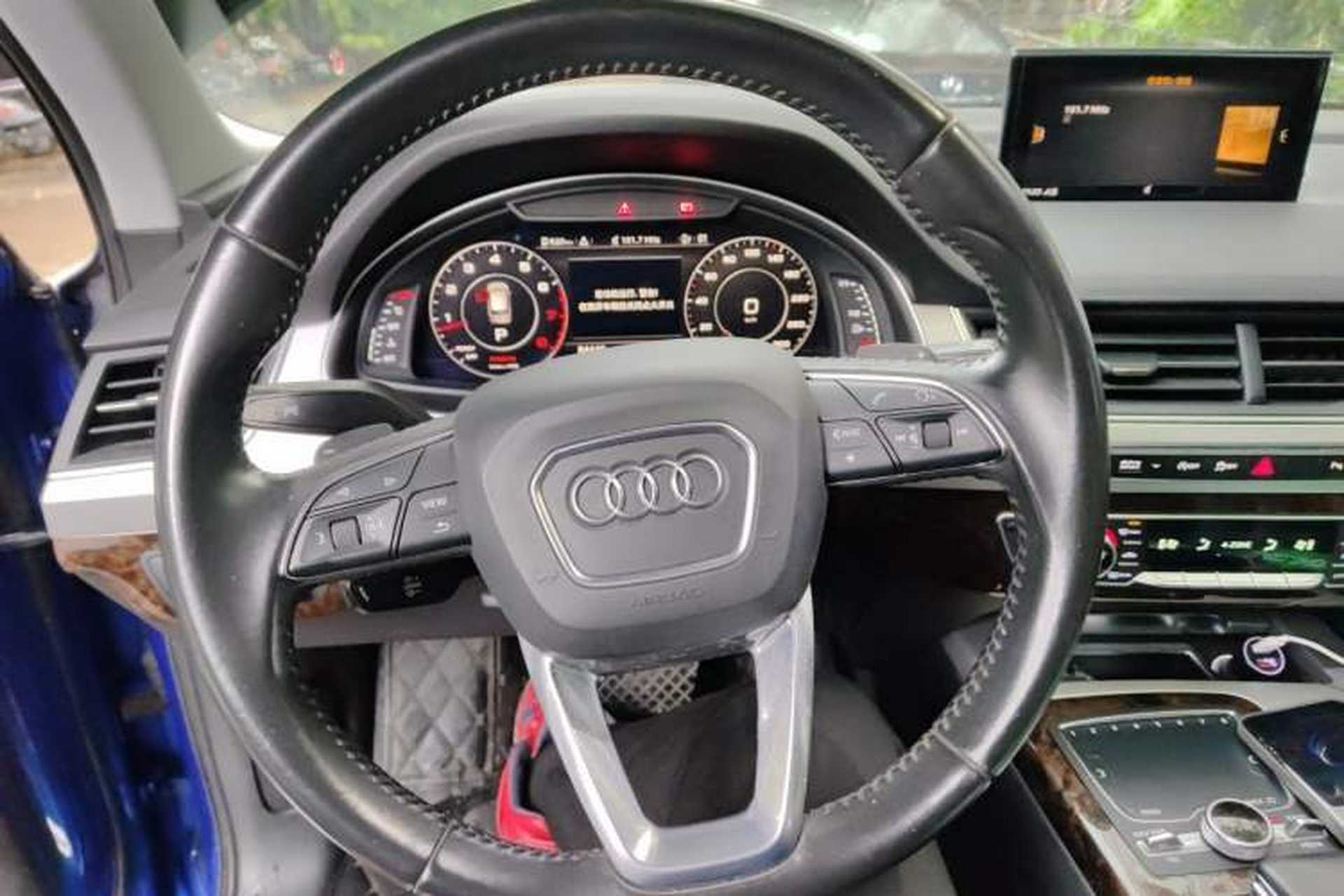 Used Audi Q7 2016 45 TFSI Technology Edition Steering Wheel