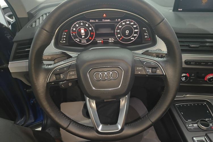 Used Audi Q7 2016 40 TFSI S line Sport Edition Steering Wheel