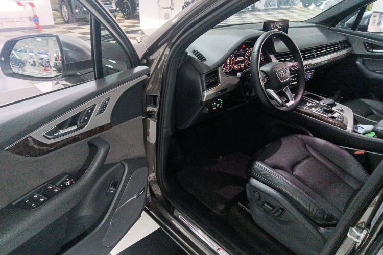 Used Audi Q7 2016 45 TFSI S line Sport Edition Driver Seat