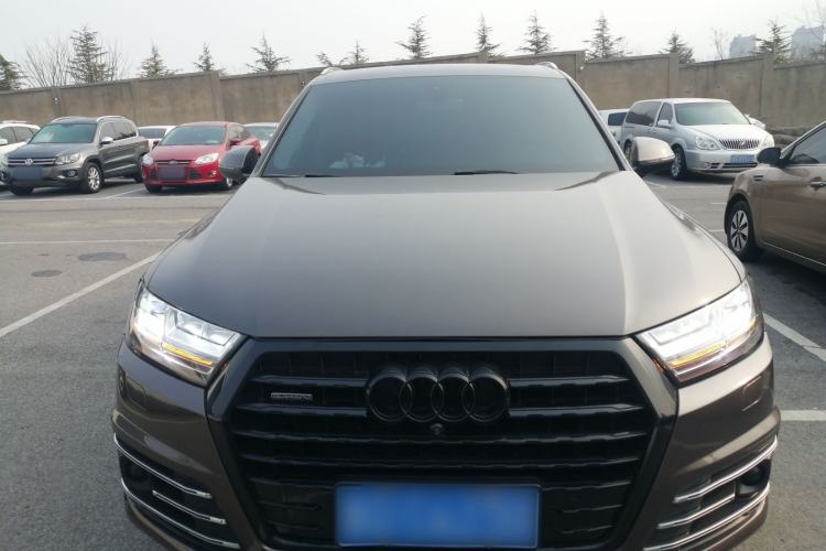 Used Audi Q7 2016 40 TFSI Comfort Model Exterior 1