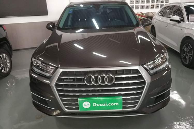 Used Audi Q7 2016 40 TFSI Comfort Model Front