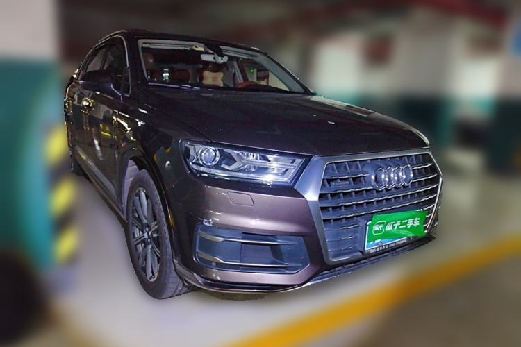 Used Audi Q7 2016 45 TFSI Technology Edition Front Right 45 Deg