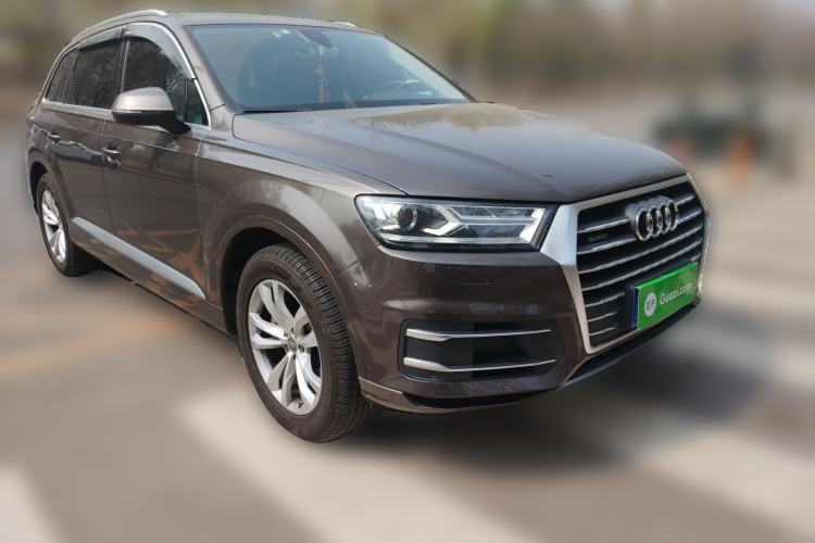Used Audi Q7 2016 45 TFSI Technology Edition Front Right 45 Deg