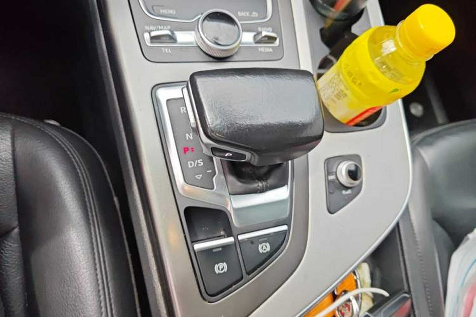 Used Audi Q7 2016 45 TFSI Technology Edition Gear Lever