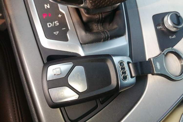 Used Audi Q7 2016 40 TFSI Comfort Model Interior 1