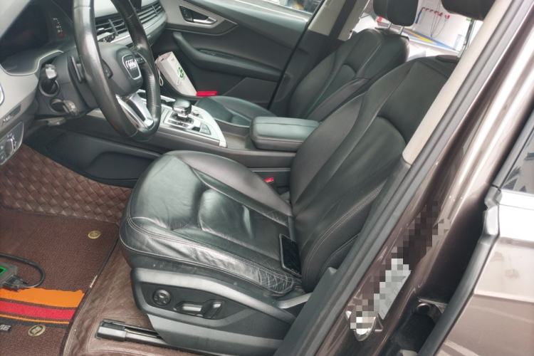 Used Audi Q7 2016 45 TFSI Technology Edition Left Front Seat