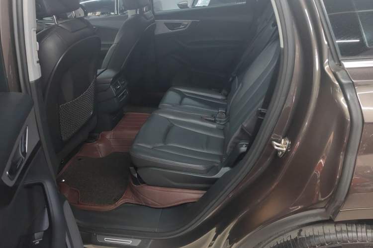 Used Audi Q7 2016 45 TFSI Technology Edition Left Rear Seat