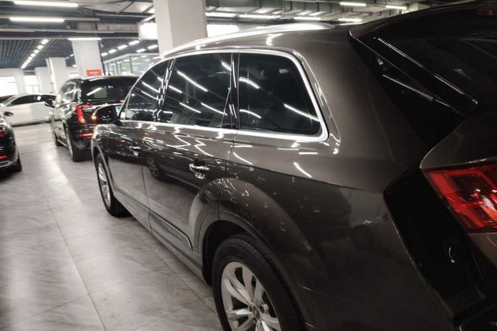 Used Audi Q7 2016 40 TFSI Comfort Model Left Side