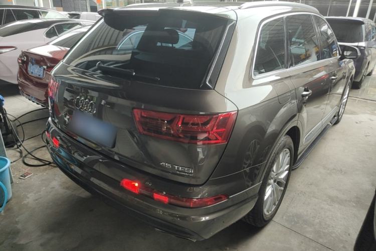Used Audi Q7 2016 45 TFSI S line Sport Edition Rear Right 45 Deg