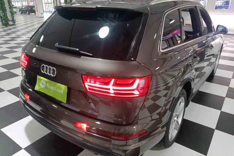 Used Audi Q7 2016 45 TFSI S line Sport Edition Rear Right 45 Deg