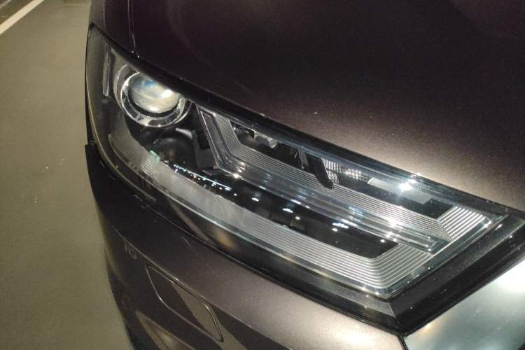 Used Audi Q7 2016 45 TFSI S line Sport Edition Right Front Headlight
