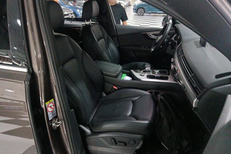 Used Audi Q7 2016 45 TFSI S line Sport Edition Right Front Seat