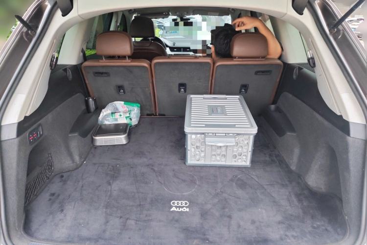 Used Audi Q7 2016 45 TFSI Technology Edition Trunk