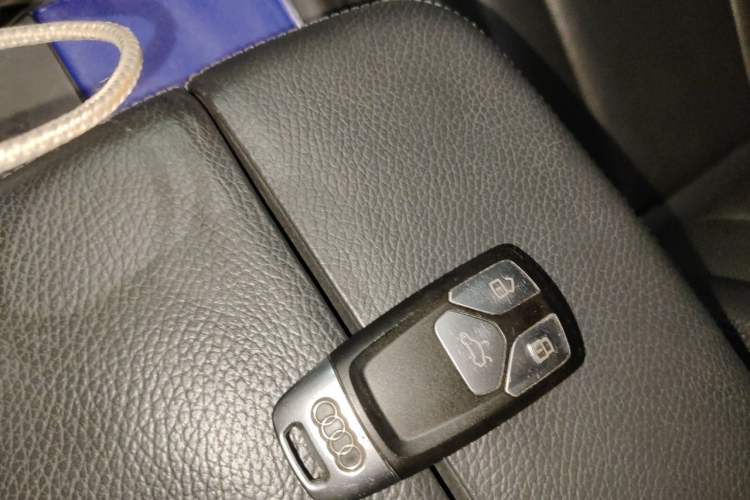 Used Audi Q7 2016 45 TFSI S line Sport Edition Vehicle Key