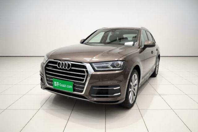Ojetý Audi Q7 2016 3.0 TFSI 7 seats parallel import