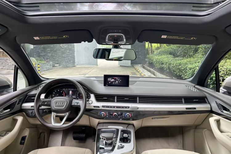 Used Audi Q7 2016 3.0 TFSI 7 seats parallel import Center Console