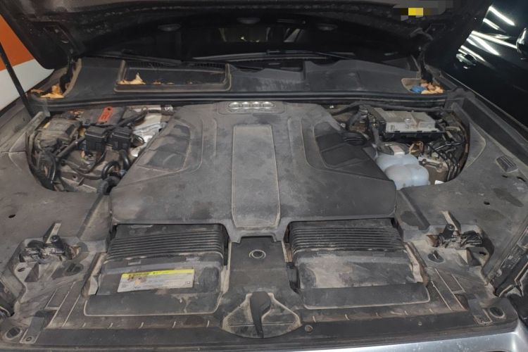 Used Audi Q7 2016 45 TFSI S line Sport Edition Engine Bay