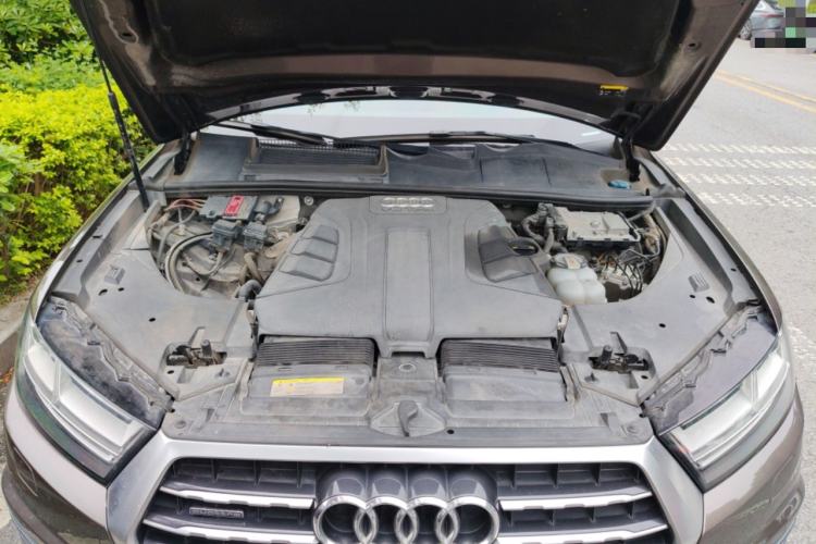 Used Audi Q7 2016 45 TFSI S line Sport Edition Engine Bay