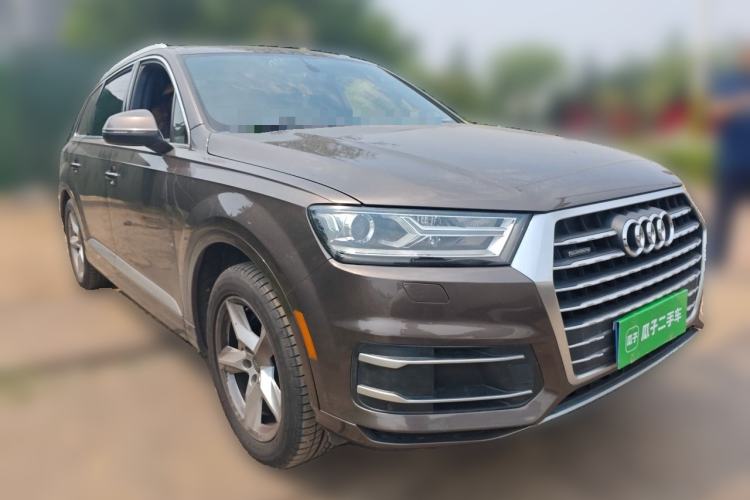 Used Audi Q7 2016 3.0 TFSI 7 seats parallel import Front Right 45 Deg
