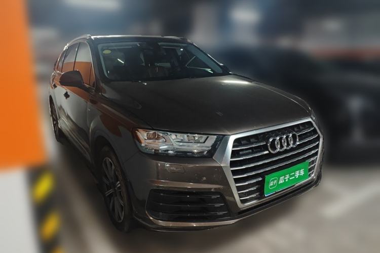 Used Audi Q7 2016 45 TFSI S line Sport Edition Front Right 45 Deg