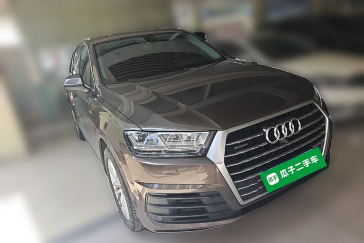 Used Audi Q7 2016 45 TFSI Technology Edition Front Right 45 Deg
