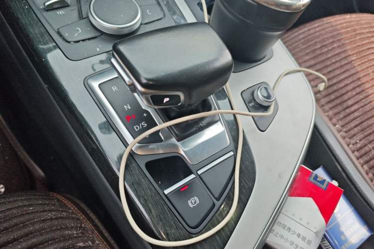 Used Audi Q7 2016 3.0 TFSI 7 seats parallel import Gear Lever