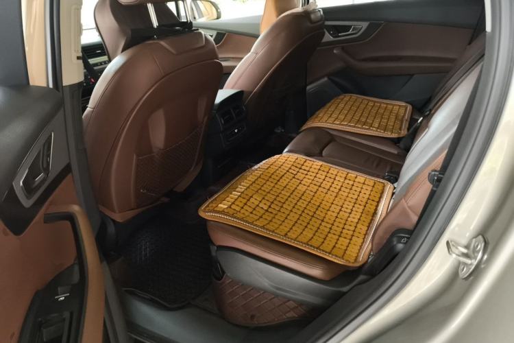 Used Audi Q7 2016 40 TFSI Comfort Model Left Rear Seat