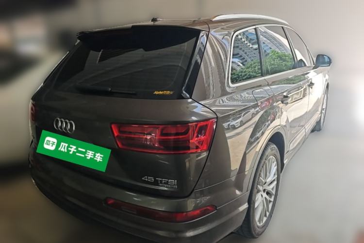 Used Audi Q7 2016 45 TFSI Technology Edition Rear Right 45 Deg
