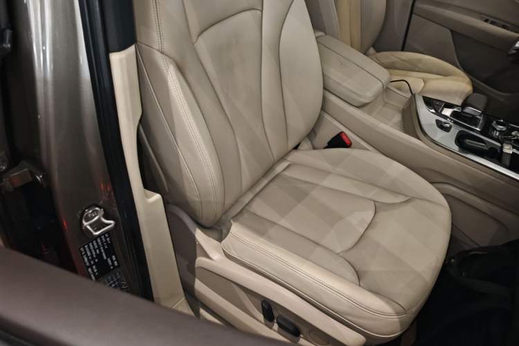 Used Audi Q7 2016 3.0 TFSI 7 seats parallel import Right Front Seat