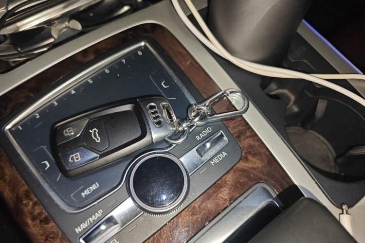Used Audi Q7 2016 45 TFSI S line Sport Edition Vehicle Key