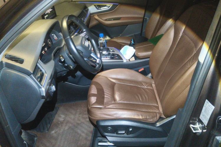 Used Audi Q7 2016 40 TFSI Comfort Model Left Front Seat