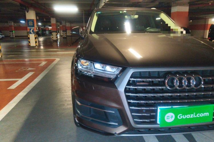 Used Audi Q7 2016 40 TFSI Comfort Model Right Front Headlight