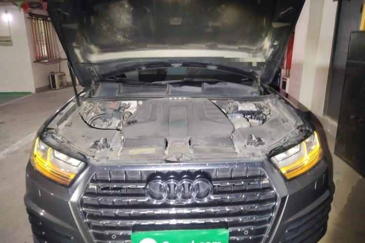 Used Audi Q7 2016 40 TFSI S line Sport Edition Engine Bay