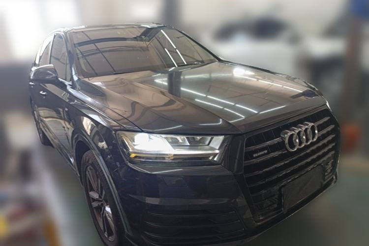 Used Audi Q7 2016 40 TFSI S line Sport Edition Front Right 45 Deg