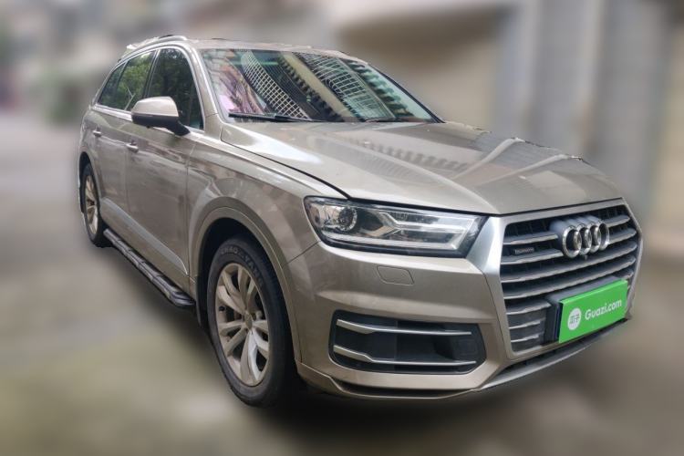 Used Audi Q7 2016 45 TFSI Technology Edition Front Right 45 Deg