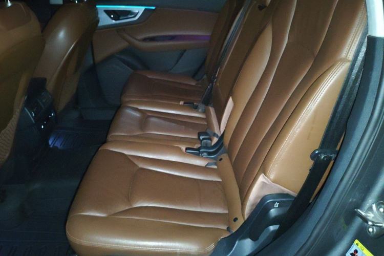Used Audi Q7 2016 40 TFSI S line Sport Edition Interior 4
