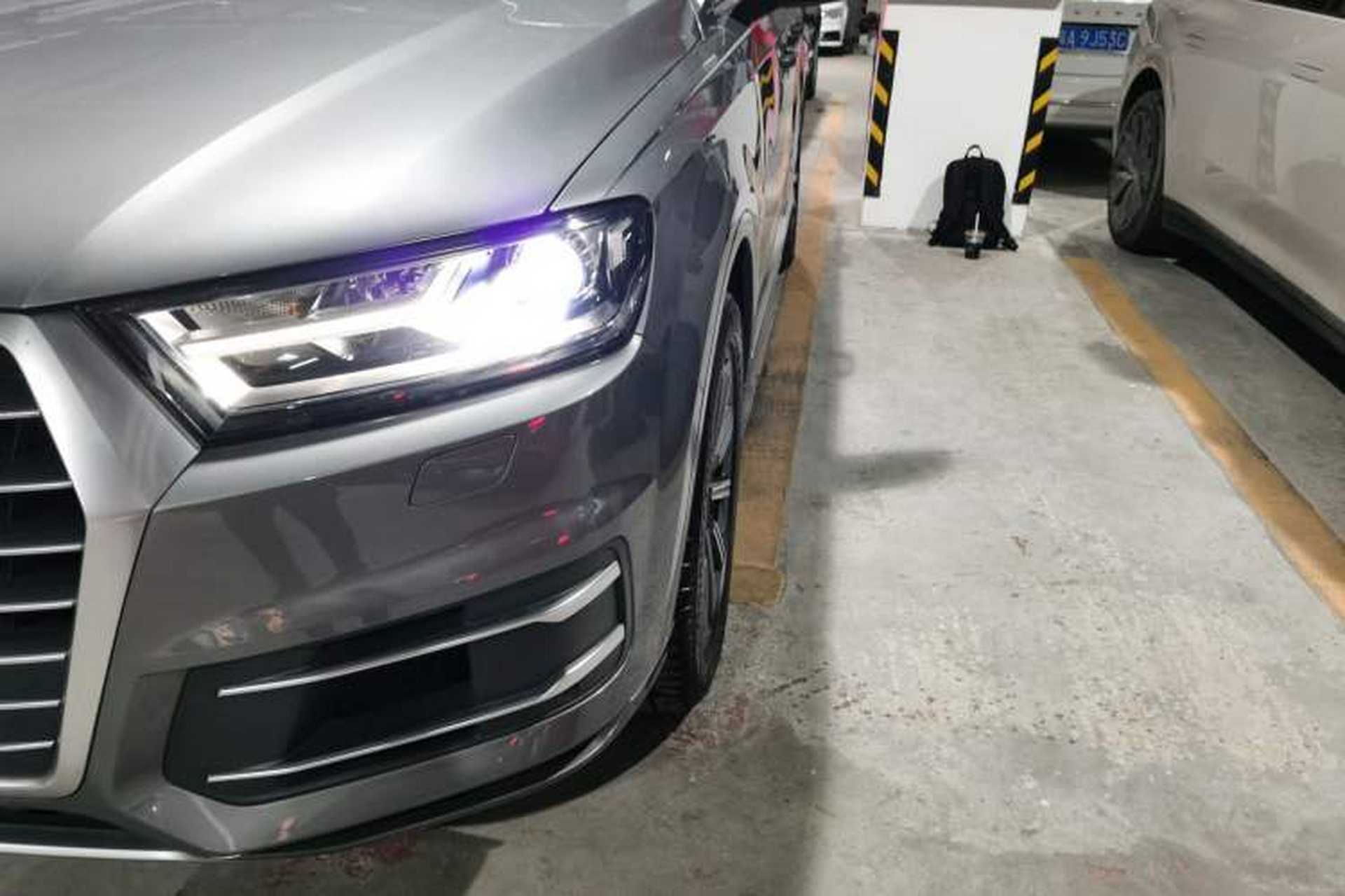 Used Audi Q7 2016 45 TFSI Technology Edition Left Front Headlight