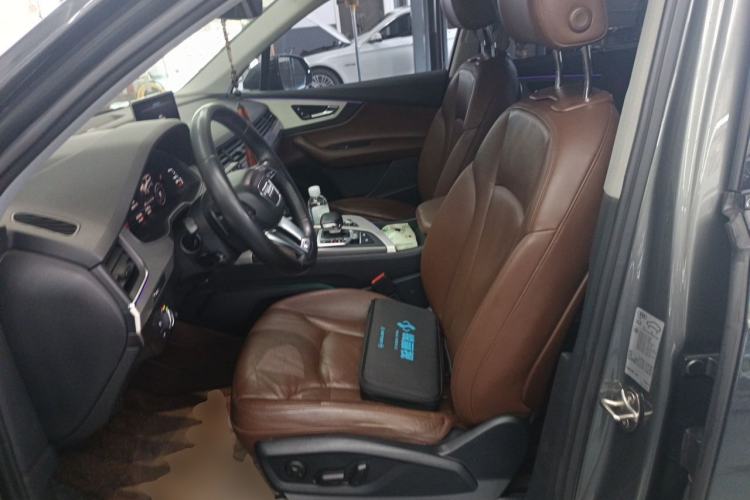 Used Audi Q7 2016 40 TFSI S line Sport Edition Left Front Seat