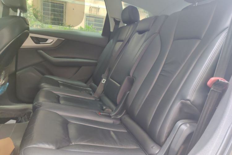 Used Audi Q7 2016 45 TFSI Technology Edition Left Rear Seat
