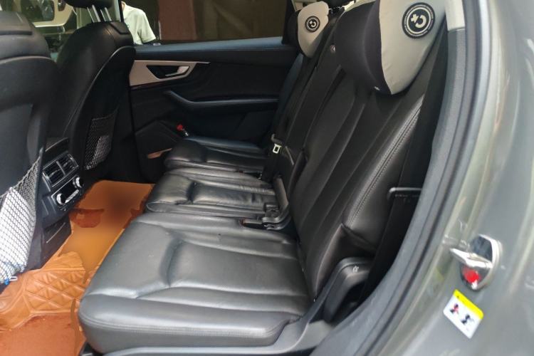 Used Audi Q7 2016 45 TFSI Technology Edition Left Rear Seat