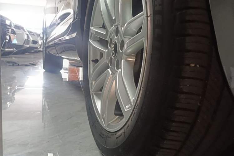 Used Audi Q7 2016 40 TFSI S line Sport Edition Left Side Sill