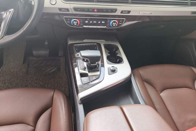 Used Audi Q7 2016 45 TFSI S line Sport Edition Gear Lever