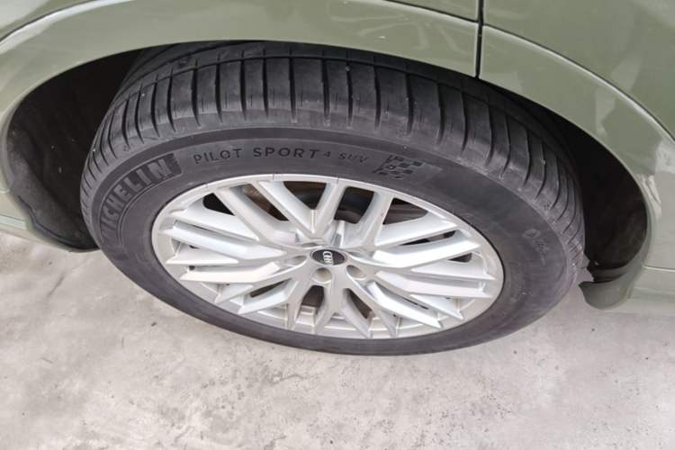 Used Audi Q7 2016 45 TFSI S line Sport Edition Right Rear Wheel Hub
