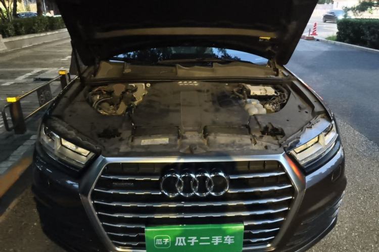 Used Audi Q7 2016 45 TFSI S line Sport Edition Engine Bay