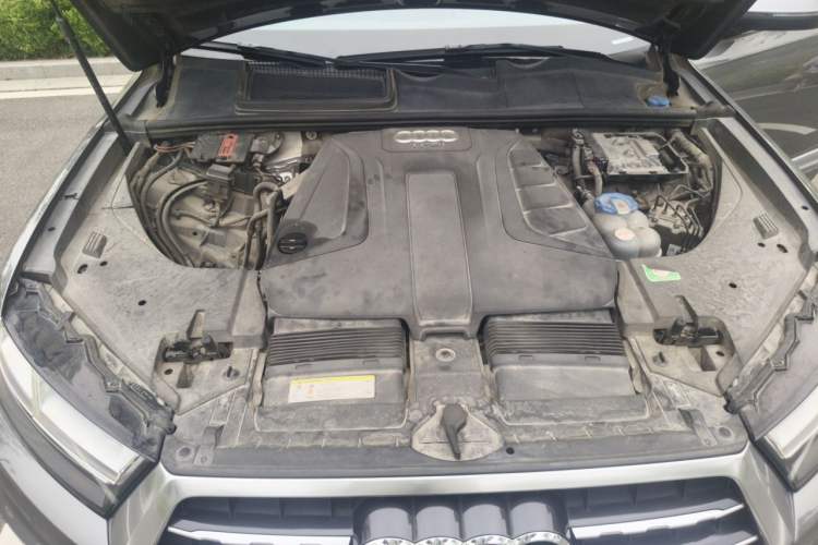Used Audi Q7 2016 45 TFSI S line Prestige Edition Engine Bay