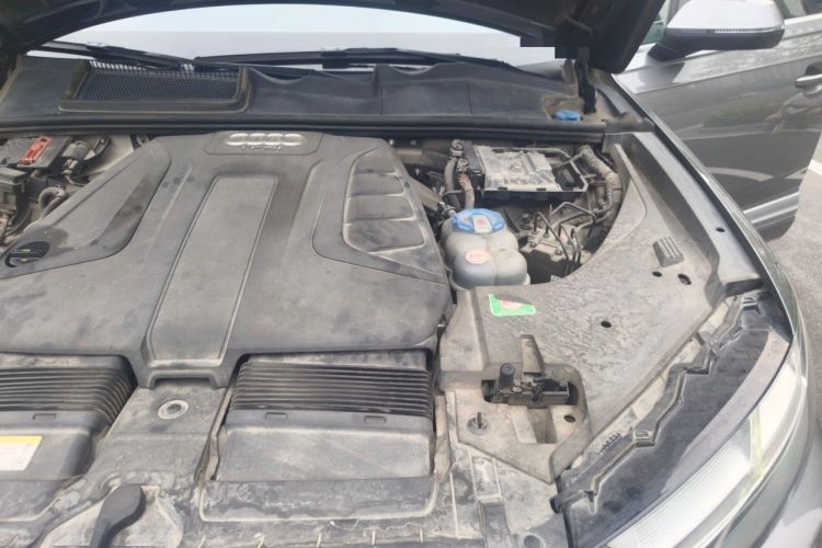 Used Audi Q7 2016 45 TFSI S line Prestige Edition Engine Bay Left