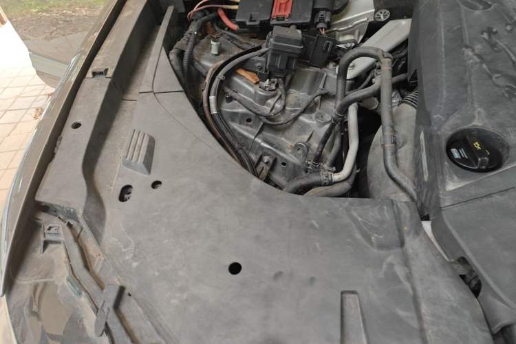 Used Audi Q7 2016 40 TFSI S line Sport Edition Engine Bay Right