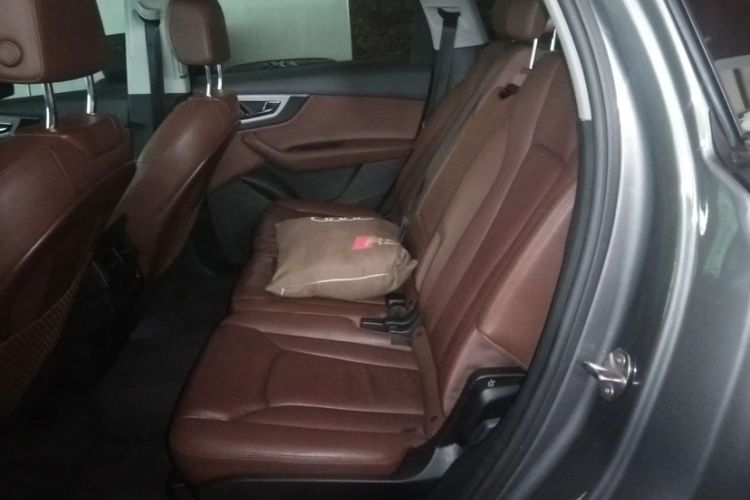 Used Audi Q7 2016 40 TFSI Comfort Model Interior 5