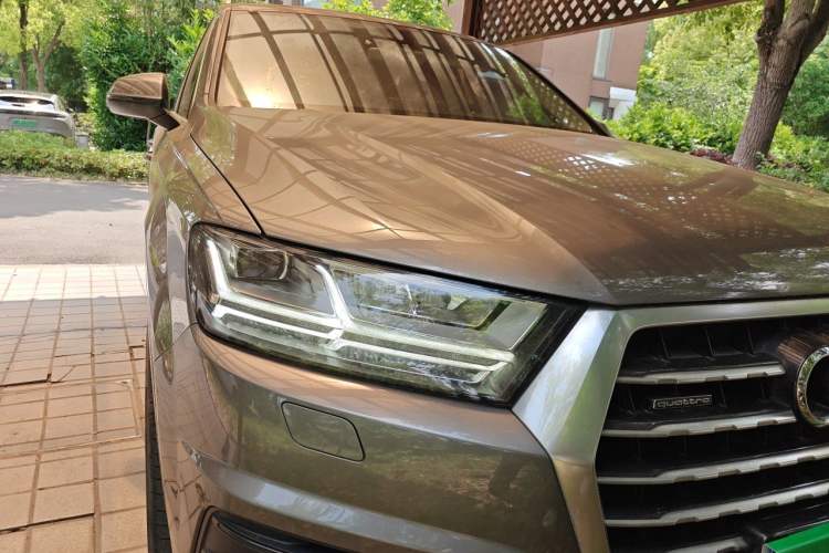 Used Audi Q7 2016 40 TFSI S line Sport Edition Right Front Headlight